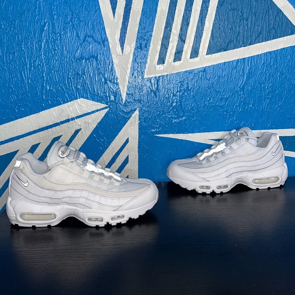 Nike Air Max 95 Triple White
